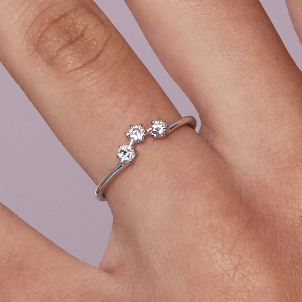 Dinny Hall Ellie 18K Fine Diamond Crown Ring