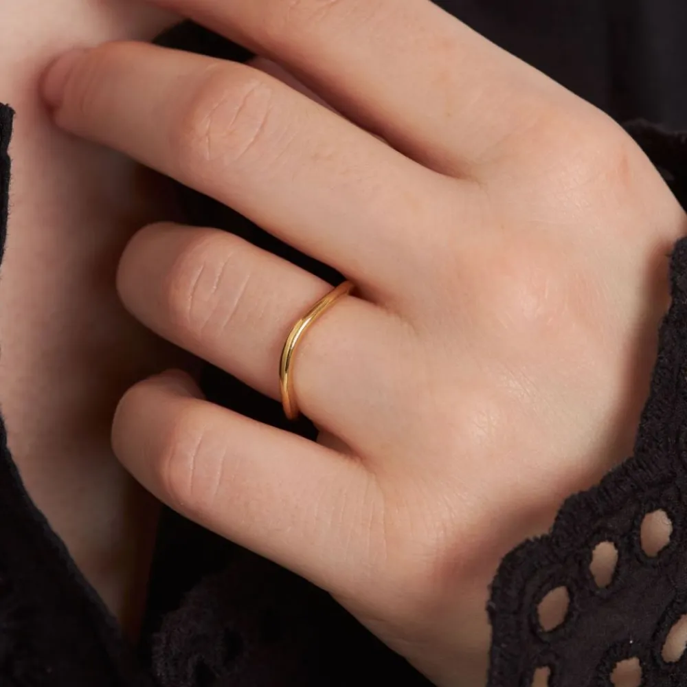 Dinny Hall 18K Gold Curved Court Wedding Band