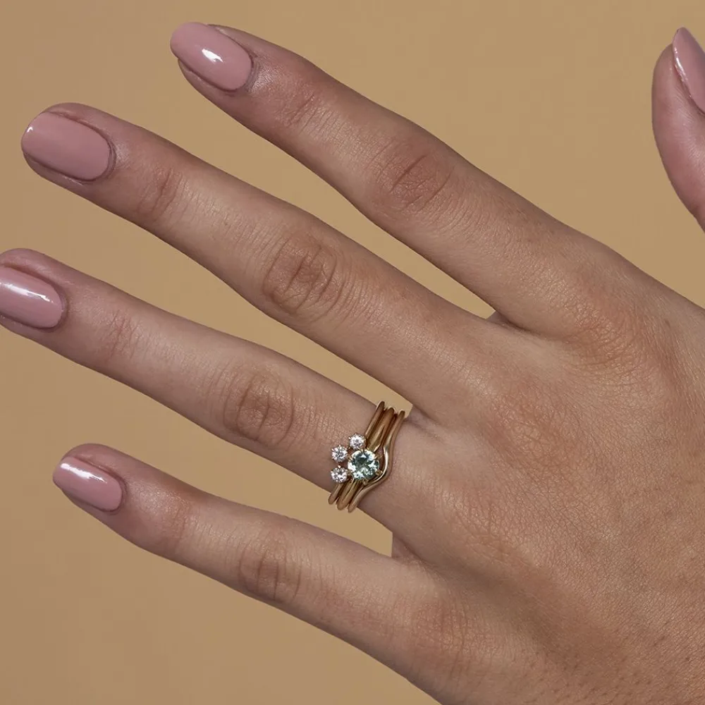 Dinny Hall 18K Gold Ellie Solitaire Curve Wedding Band