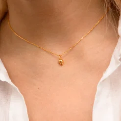 Dinny Hall Thalassa Mini Shell Pendant